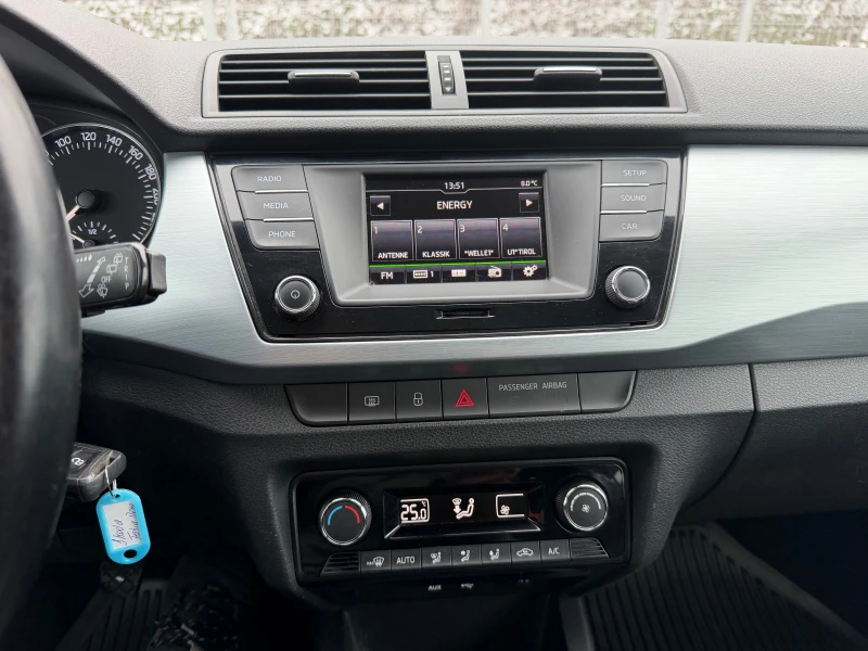 Skoda Fabia 1.4TDI* AMBIENTE* LED* EVRO6* , снимка 15 - Автомобили и джипове - 53385463