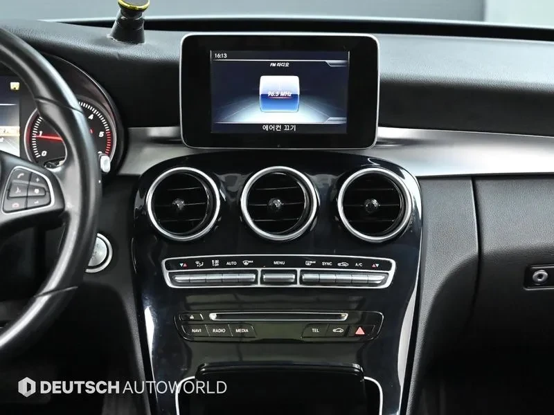 Mercedes-Benz C 200 2.0, снимка 14 - Автомобили и джипове - 54278048