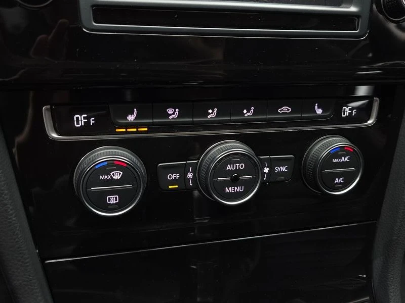 VW Golf 1.4 Automatic, снимка 14 - Автомобили и джипове - 56039422