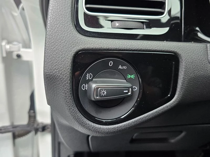 VW Golf 1.4 Automatic, снимка 13 - Автомобили и джипове - 56039422