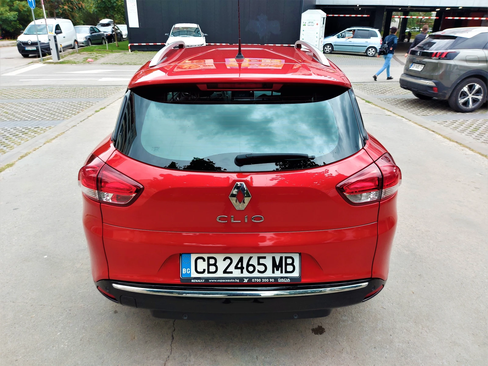 Renault Clio 1.5 dCi/90 к.с. ПЪРВИ СОБСТВЕНИК Зимни гуми - изображение 6