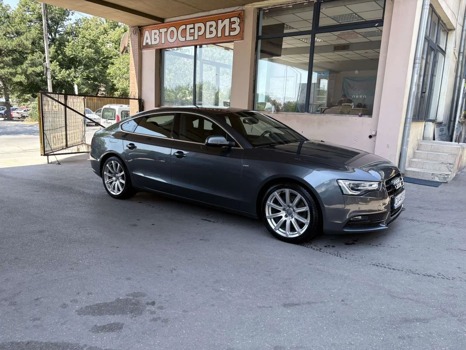 Audi A5 2.0TDI.S-Line - изображение 2