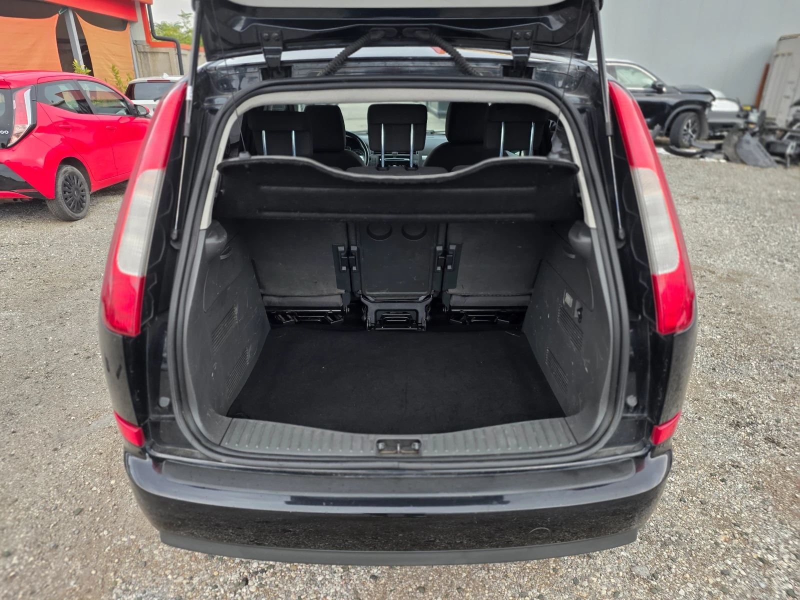 Ford C-max 111000km - изображение 10