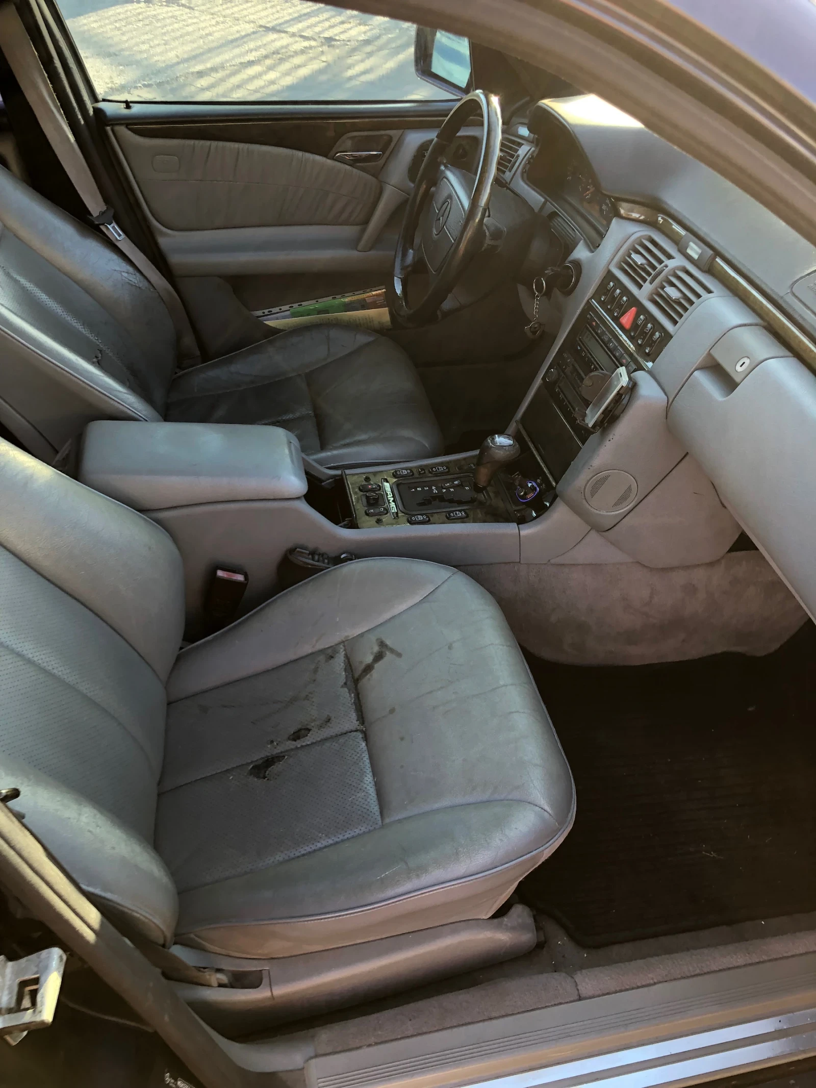 Mercedes-Benz E 420, снимка 12 - Автомобили и джипове - 54656123