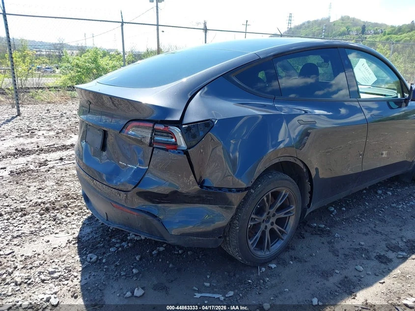 Tesla Model Y Long Range Dual Motor All-Wheel Drive, снимка 6 - Автомобили и джипове - 54688063