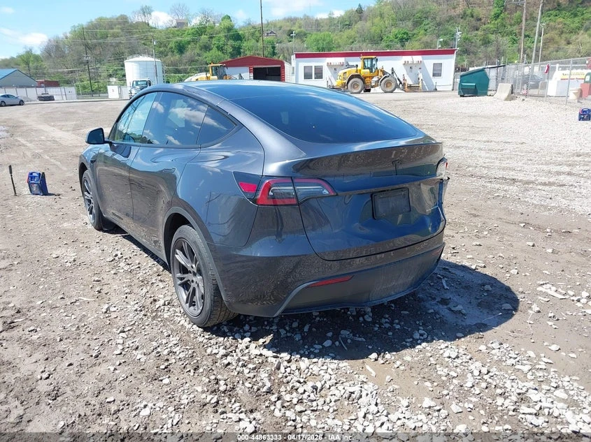 Tesla Model Y Long Range Dual Motor All-Wheel Drive, снимка 3 - Автомобили и джипове - 54688063