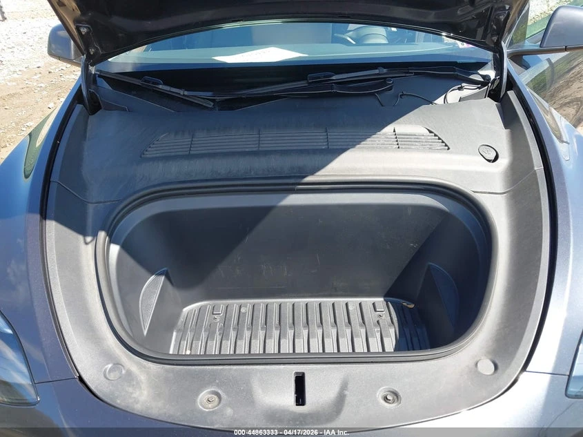 Tesla Model Y Long Range Dual Motor All-Wheel Drive, снимка 10 - Автомобили и джипове - 54688063