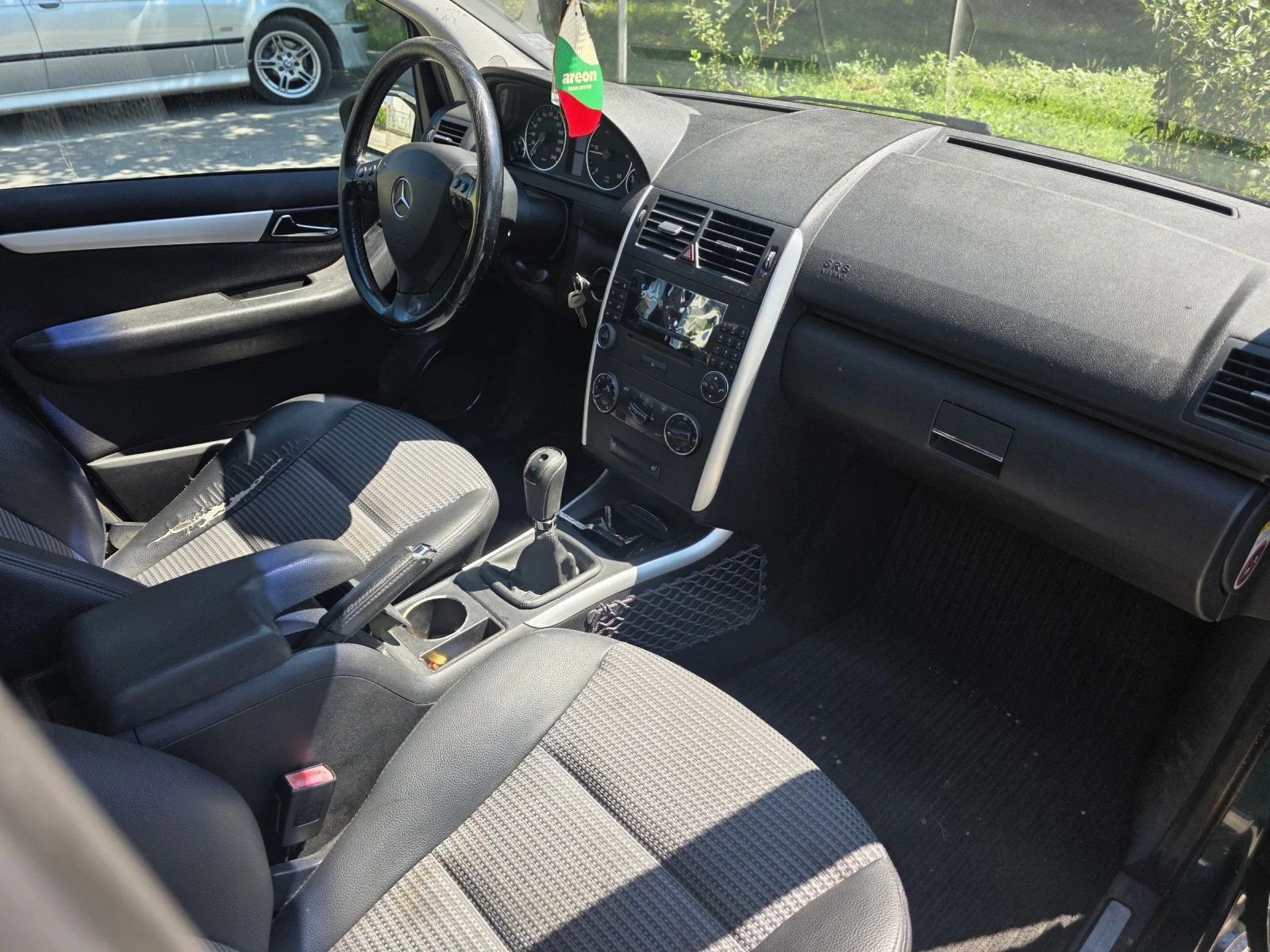 Mercedes-Benz A 200, снимка 9 - Автомобили и джипове - 54889720