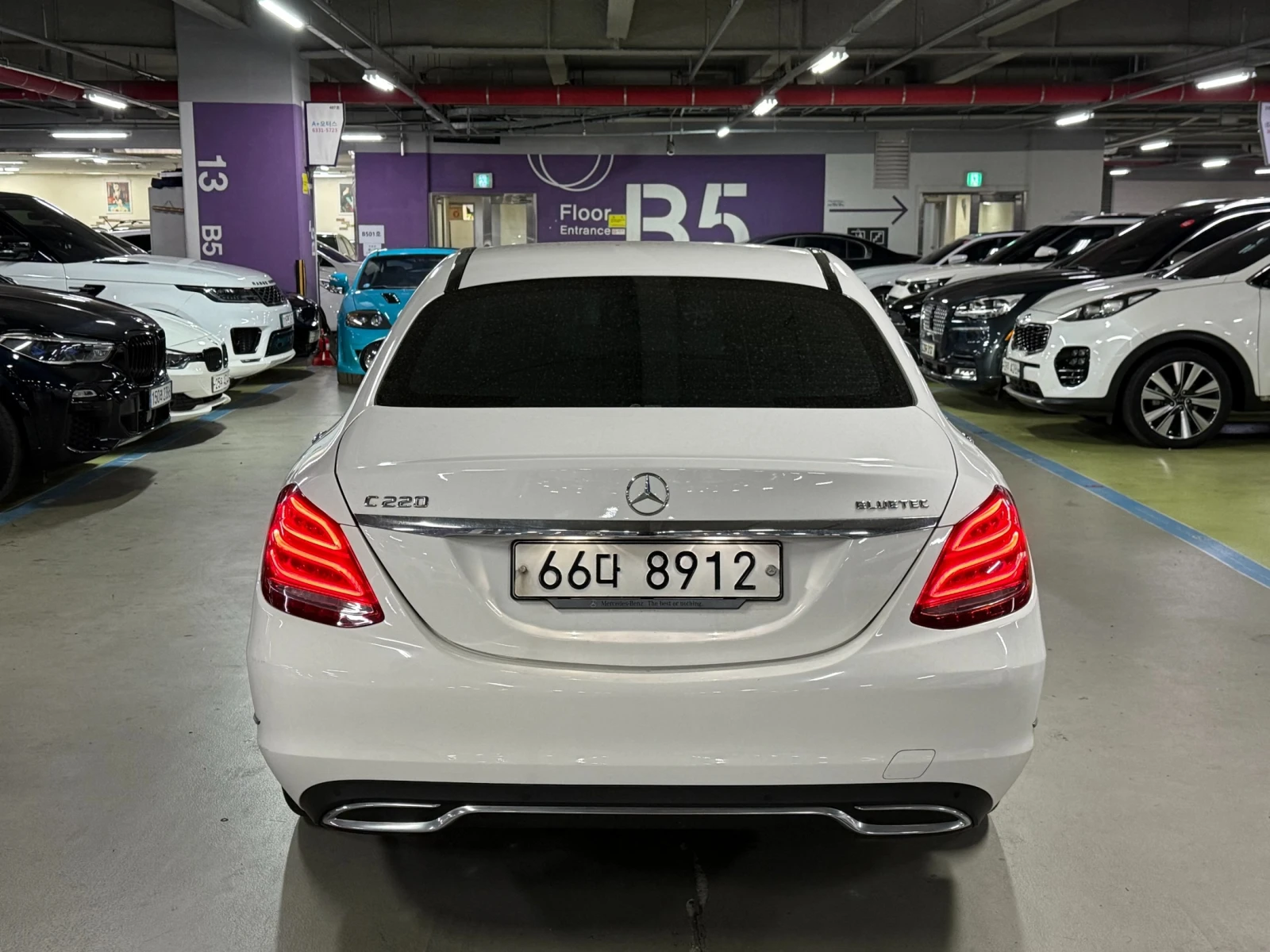 Mercedes-Benz C 220 C220 BlueTEC Avantgarde | HUD | Камера | Smart Key, снимка 4 - Автомобили и джипове - 55020656