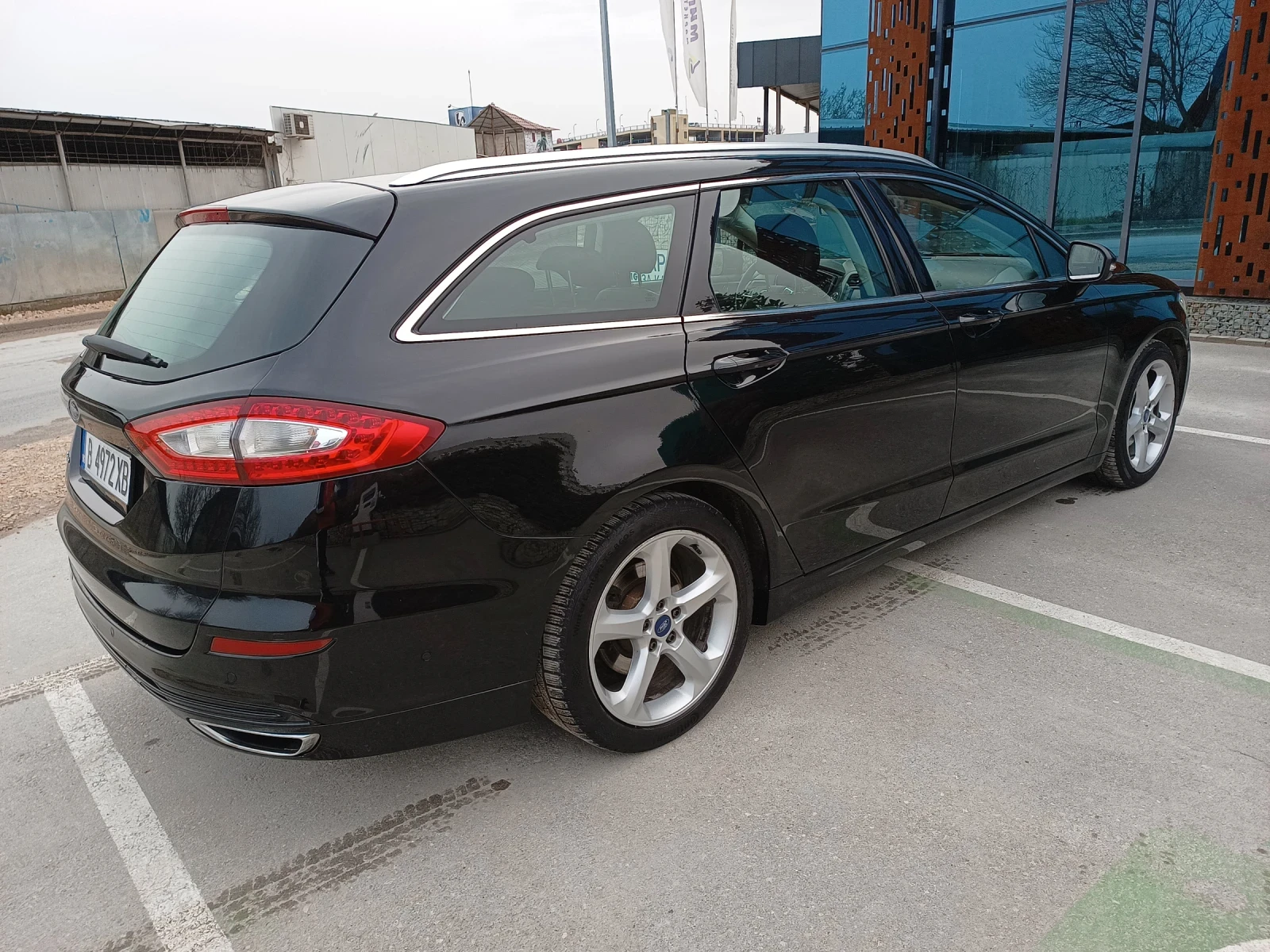 Ford Mondeo 2.0 TDCi 4x4 Панорама Кожен салон Обдухване Масаж, снимка 6 - Автомобили и джипове - 55202231