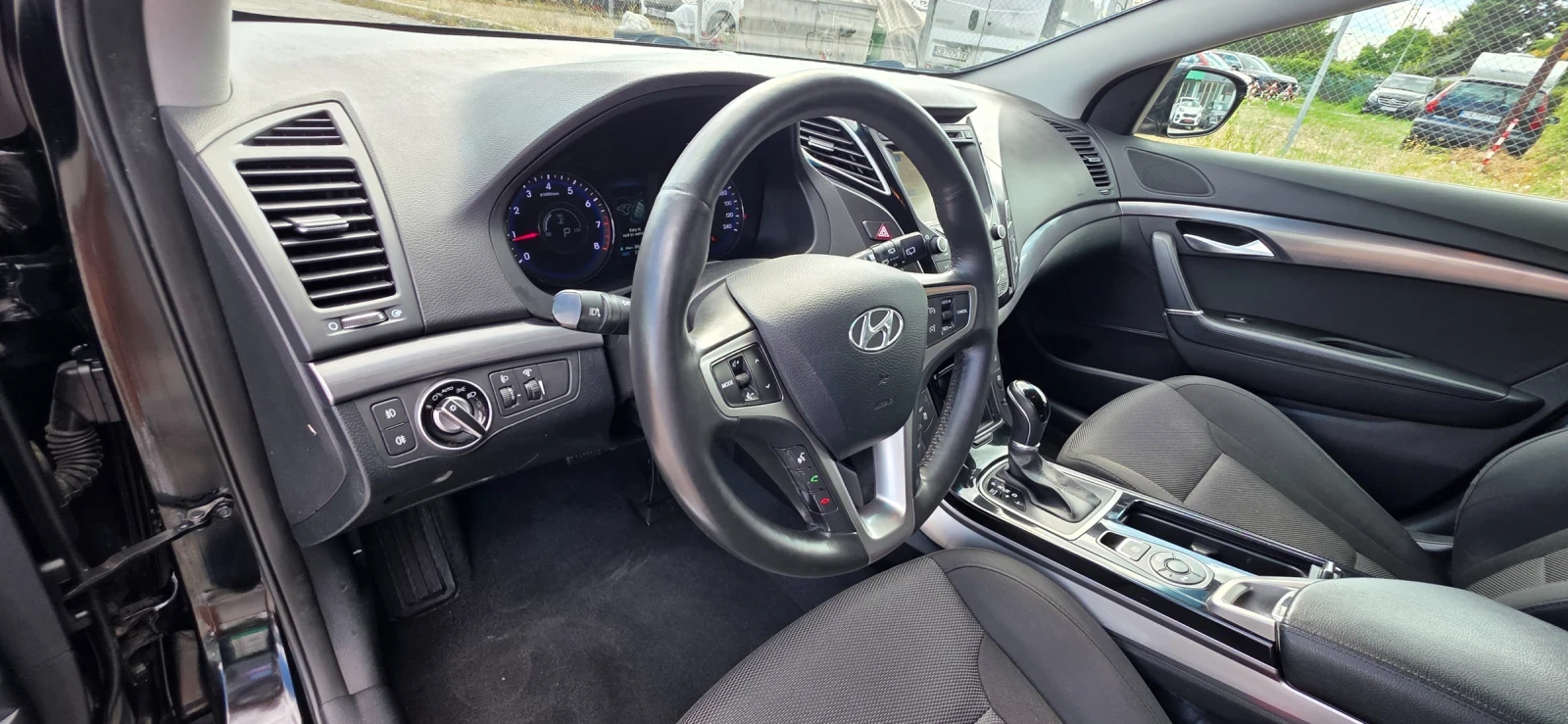 Hyundai I40 2.0i 177k.c EURO 5B , снимка 8 - Автомобили и джипове - 55419642