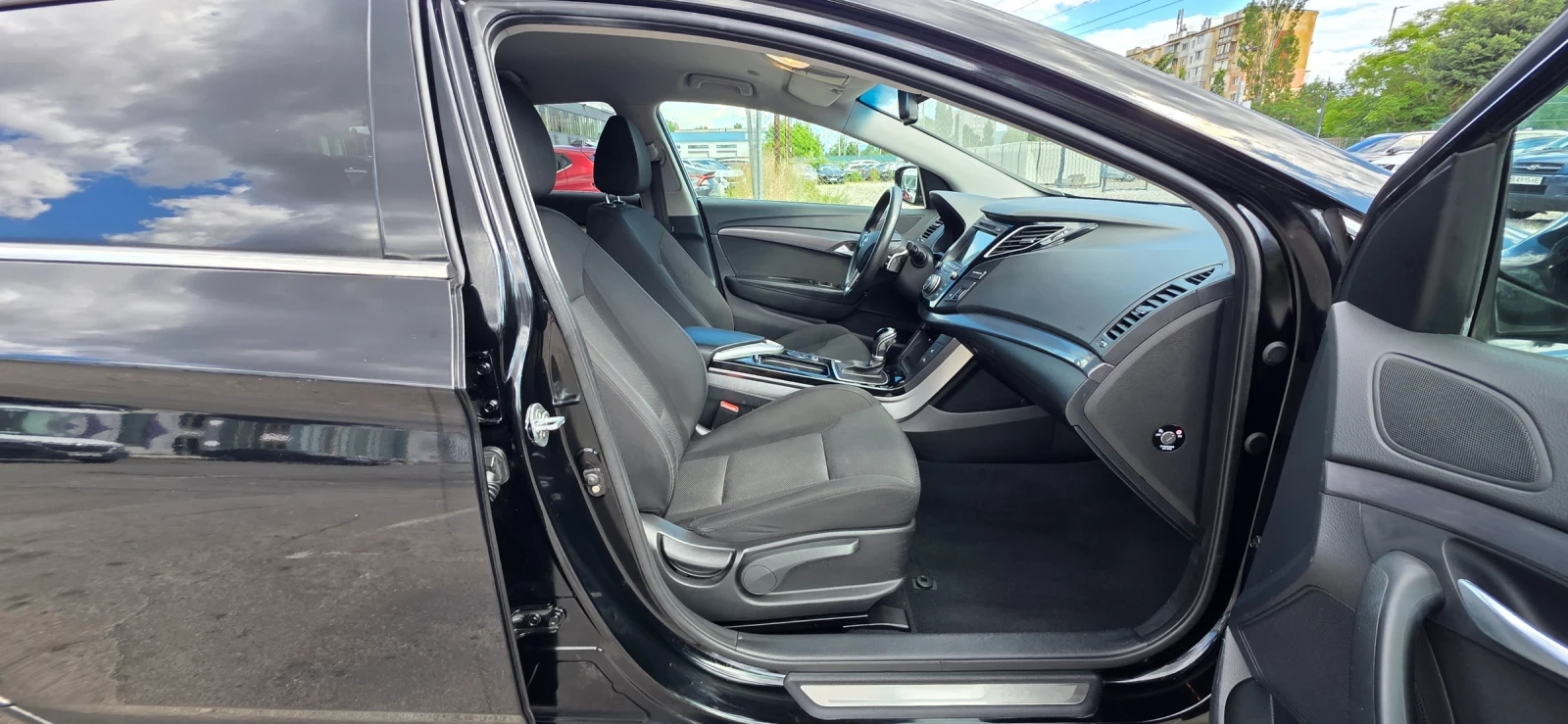 Hyundai I40 2.0i 177k.c EURO 5B , снимка 13 - Автомобили и джипове - 55419642