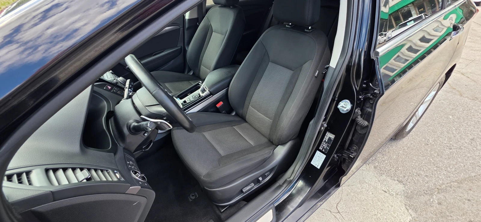 Hyundai I40 2.0i 177k.c EURO 5B , снимка 10 - Автомобили и джипове - 55419642