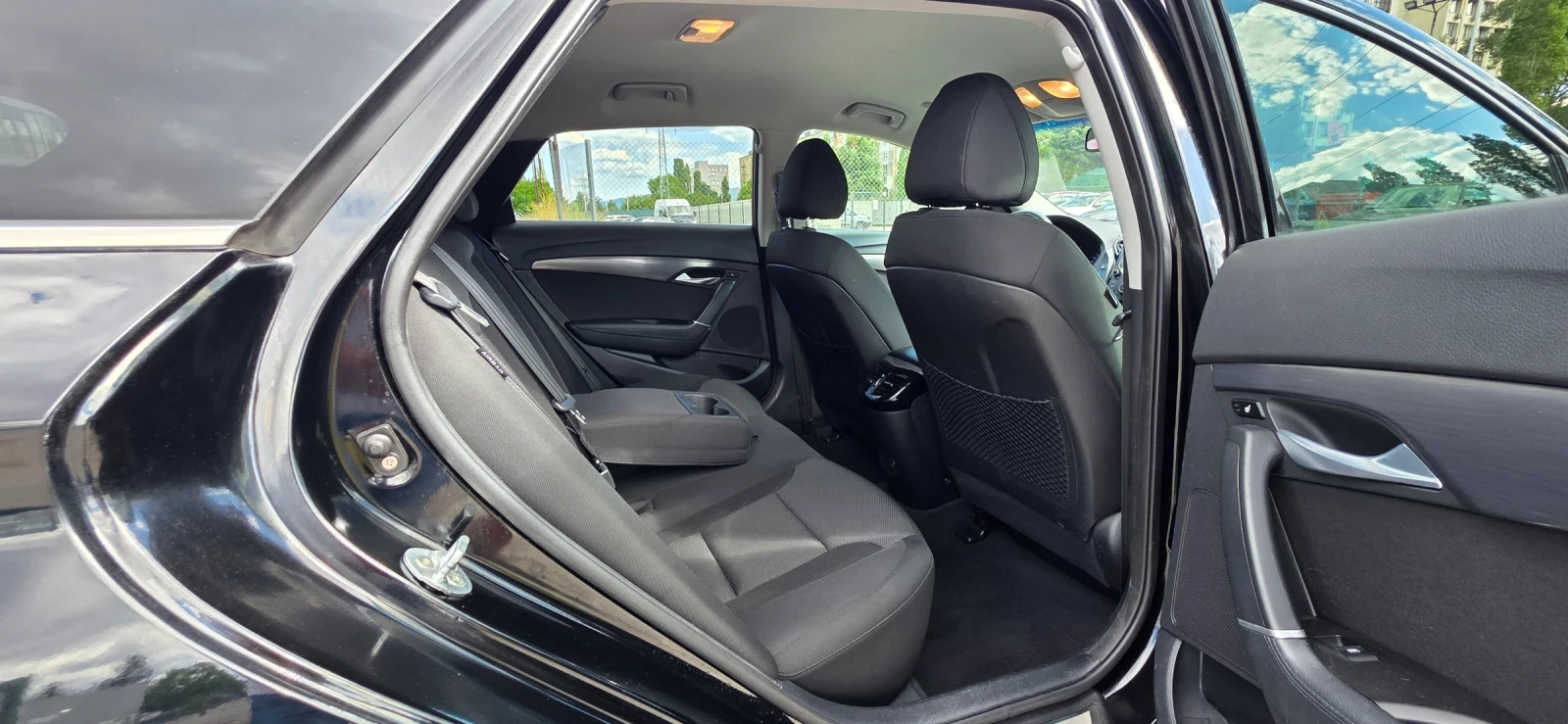 Hyundai I40 2.0i 177k.c EURO 5B , снимка 11 - Автомобили и джипове - 55419642