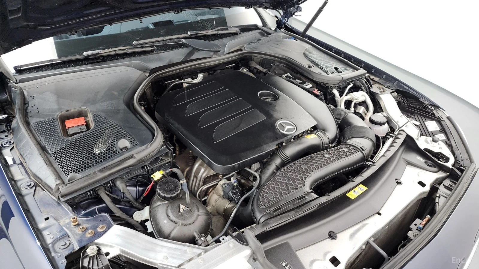 Mercedes-Benz E 350 4MATIC* 360* BURMESTER* PANO* DISTRONIC* ОБДУХ, снимка 15 - Автомобили и джипове - 55464512