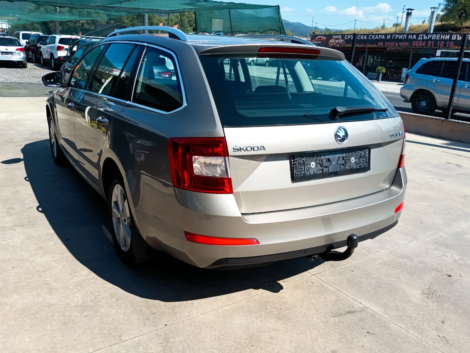 Skoda Octavia 1.6tdi 4x4 , снимка 6 - Автомобили и джипове - 55545385