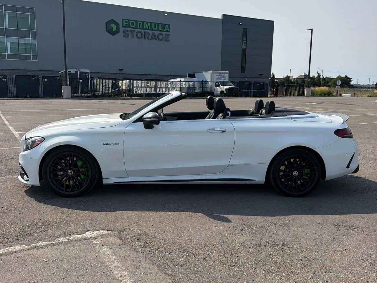 Mercedes-Benz C 63 AMG /360/BURMESTER/КЛИП НА МОТОРА / CARFAX/АВТОКРЕДИТ, снимка 2 - Автомобили и джипове - 55650724