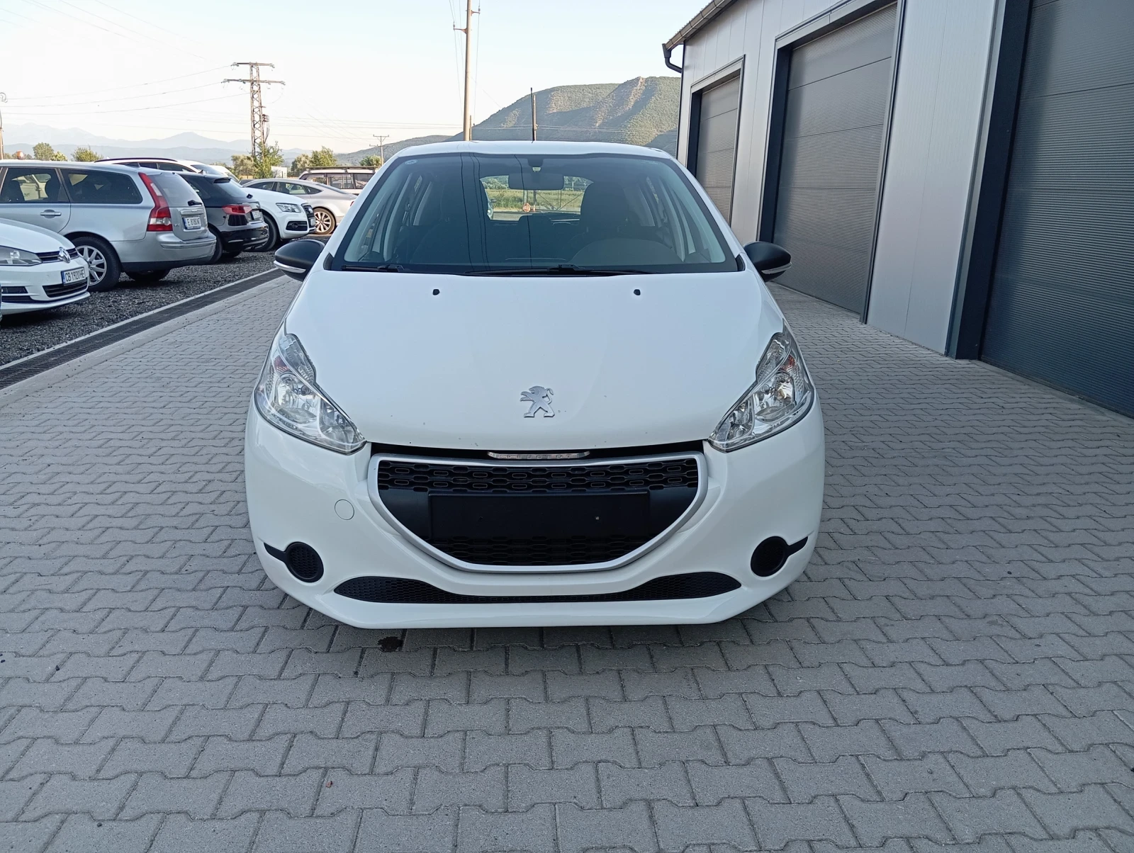 Peugeot 208 1.4HDI ЛИЗИНГ , снимка 2 - Автомобили и джипове - 55695449