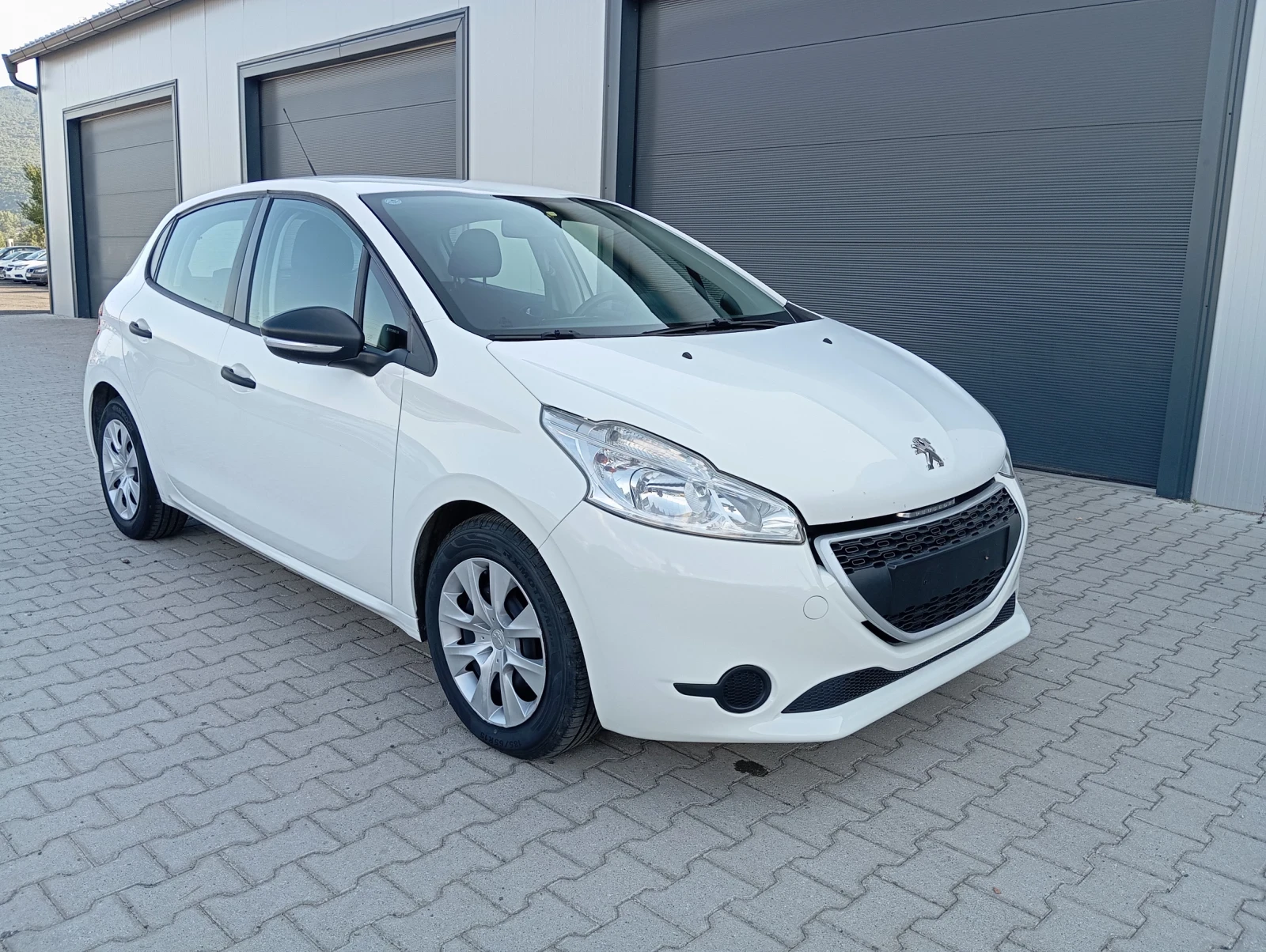 Peugeot 208 1.4HDI ЛИЗИНГ 