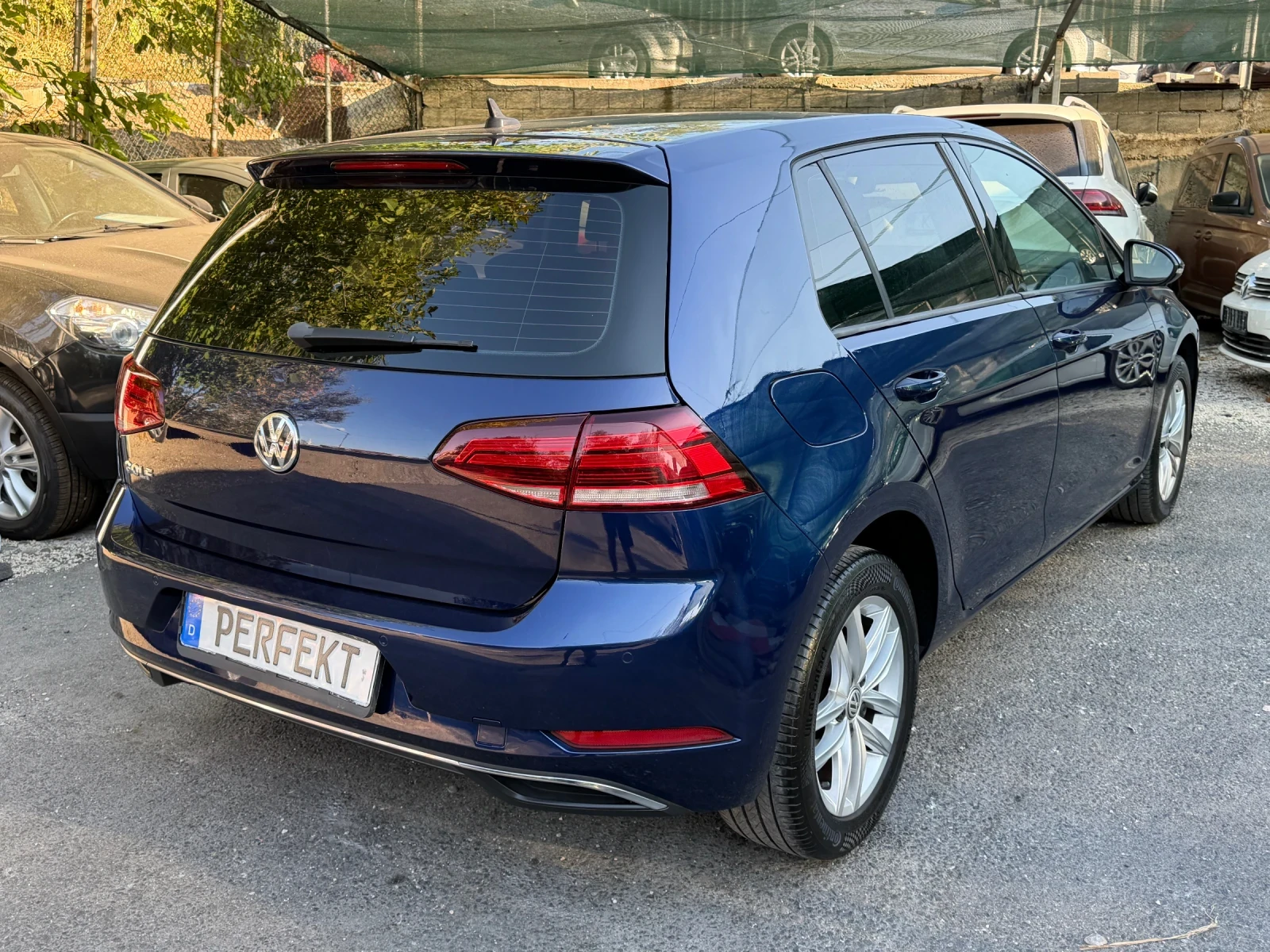 VW Golf 2.0TDI* DSG, снимка 4 - Автомобили и джипове - 55898291