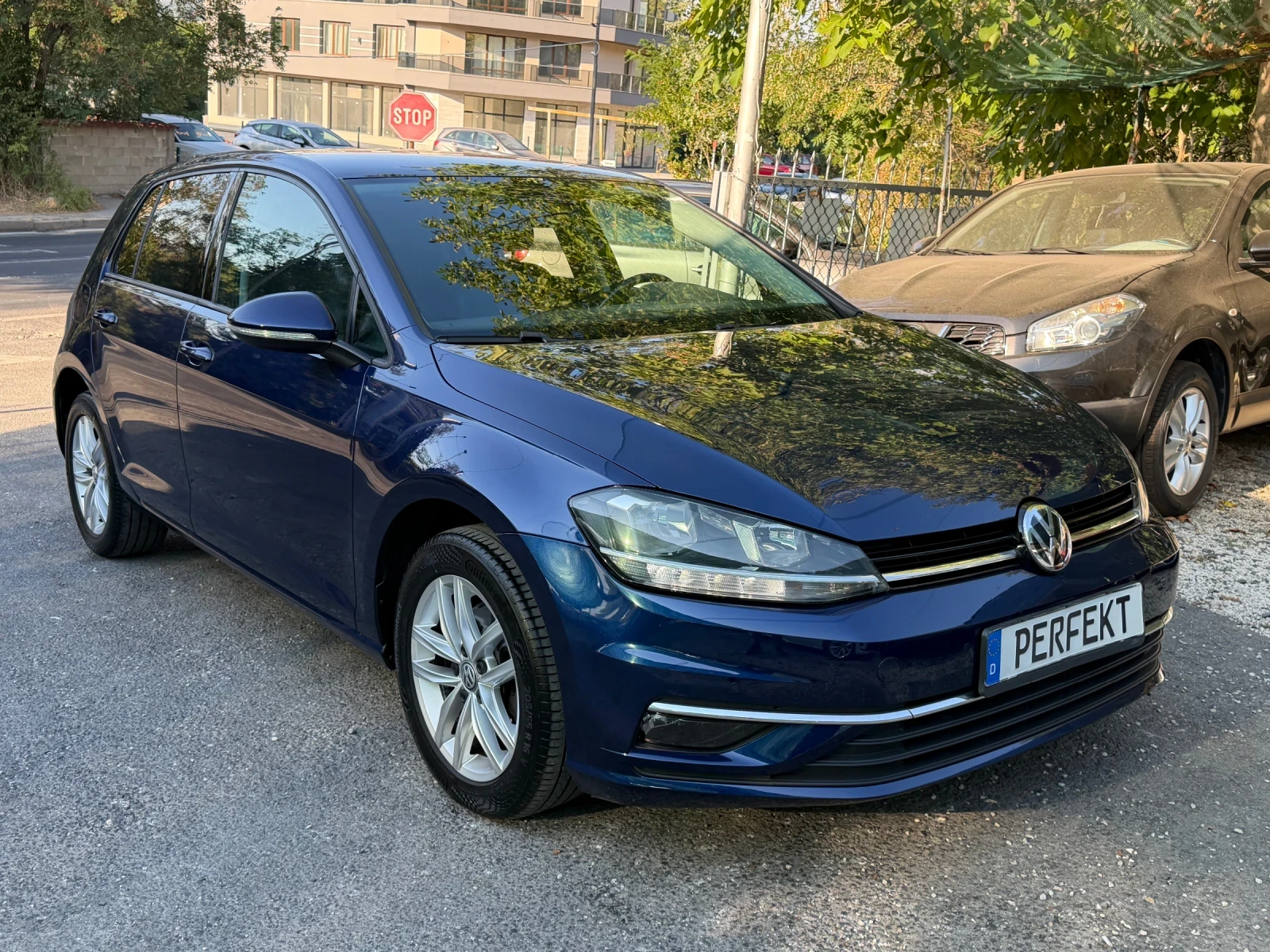 VW Golf 2.0TDI* DSG, снимка 3 - Автомобили и джипове - 55898291