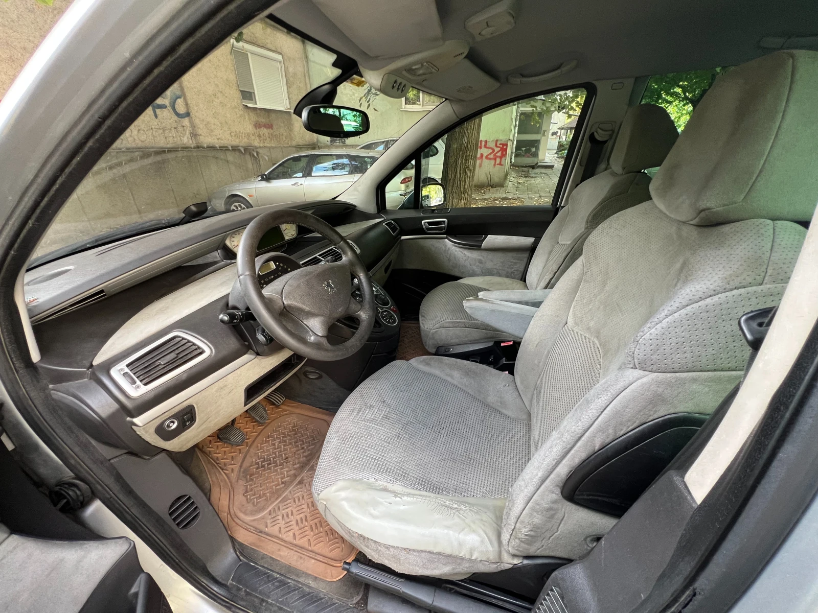 Peugeot 807 2.0 HDI, снимка 13 - Автомобили и джипове - 56259376
