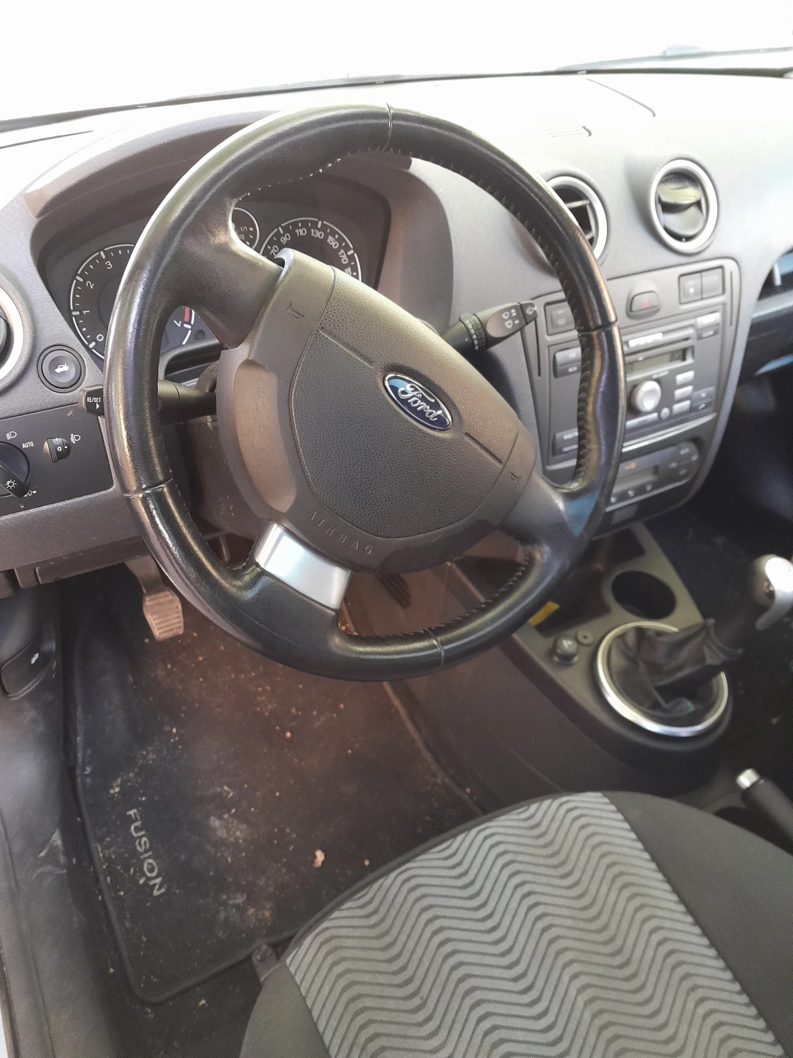 Ford Fusion 1.6 , снимка 6 - Автомобили и джипове - 56334945