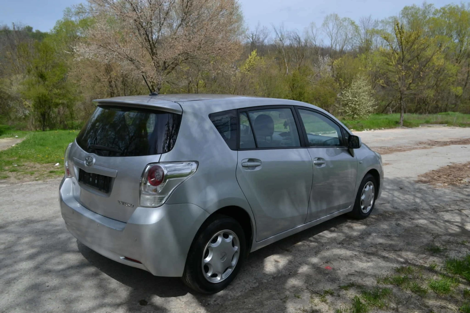 Toyota Verso 1.8.6ск..7места
