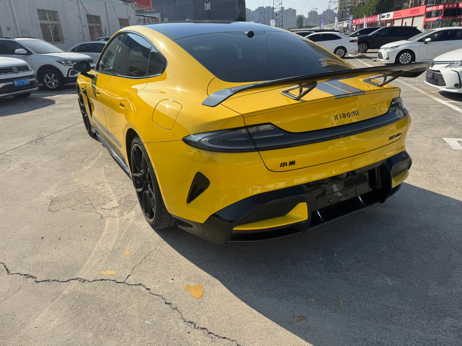 Xiaomi SU7  XIAOMI SU7 ULTRA | 1548 �.�. | AWD 4X4 | 93.7 kWh | Mobile.bg � ����������� 7