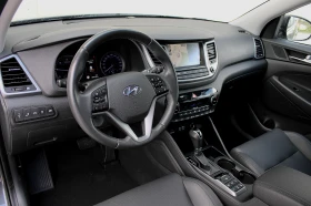 Hyundai Tucson 2.0CRDI/4x4/DISTRONIC/KAMERA/PANORAMA/KEYLESS GO, снимка 10