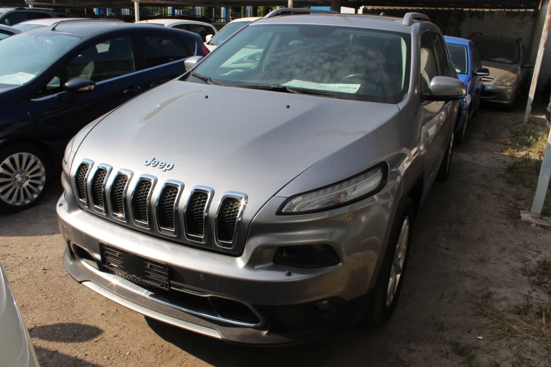 Jeep Cherokee 2.0ТДИ 4х4, снимка 4 - Автомобили и джипове - 47403532