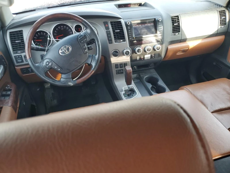 Toyota Sequoia PLATINUM, снимка 8 - Автомобили и джипове - 48670666