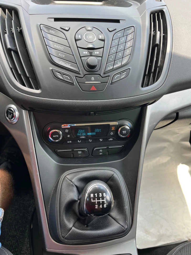 Ford Kuga 2.0TDCI, снимка 10 - Автомобили и джипове - 50996720