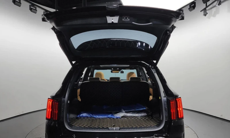 Kia Sorento Gasoline 2.5T 2Wd, снимка 17 - Автомобили и джипове - 51428727