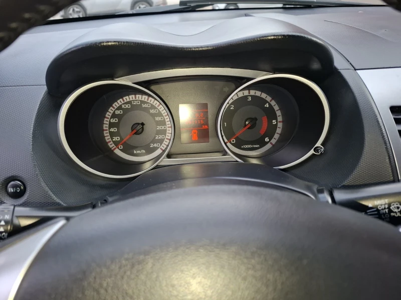 Citroen C-Crosser 2.2HDI, снимка 10 - Автомобили и джипове - 53005135