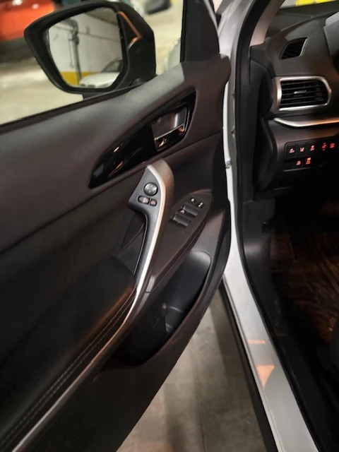 Mitsubishi Eclipse Cross 1, 5t, снимка 13 - Автомобили и джипове - 53735071