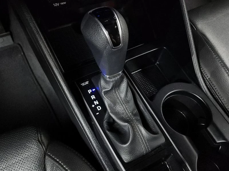 Hyundai Tucson Diesel 1.7 2WD| 115к.с.| ВКЛ.ТЕХНОТЕСТ, снимка 9 - Автомобили и джипове - 55615053