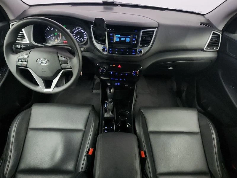 Hyundai Tucson Diesel 1.7 2WD| 115к.с.| ВКЛ.ТЕХНОТЕСТ, снимка 7 - Автомобили и джипове - 55615053