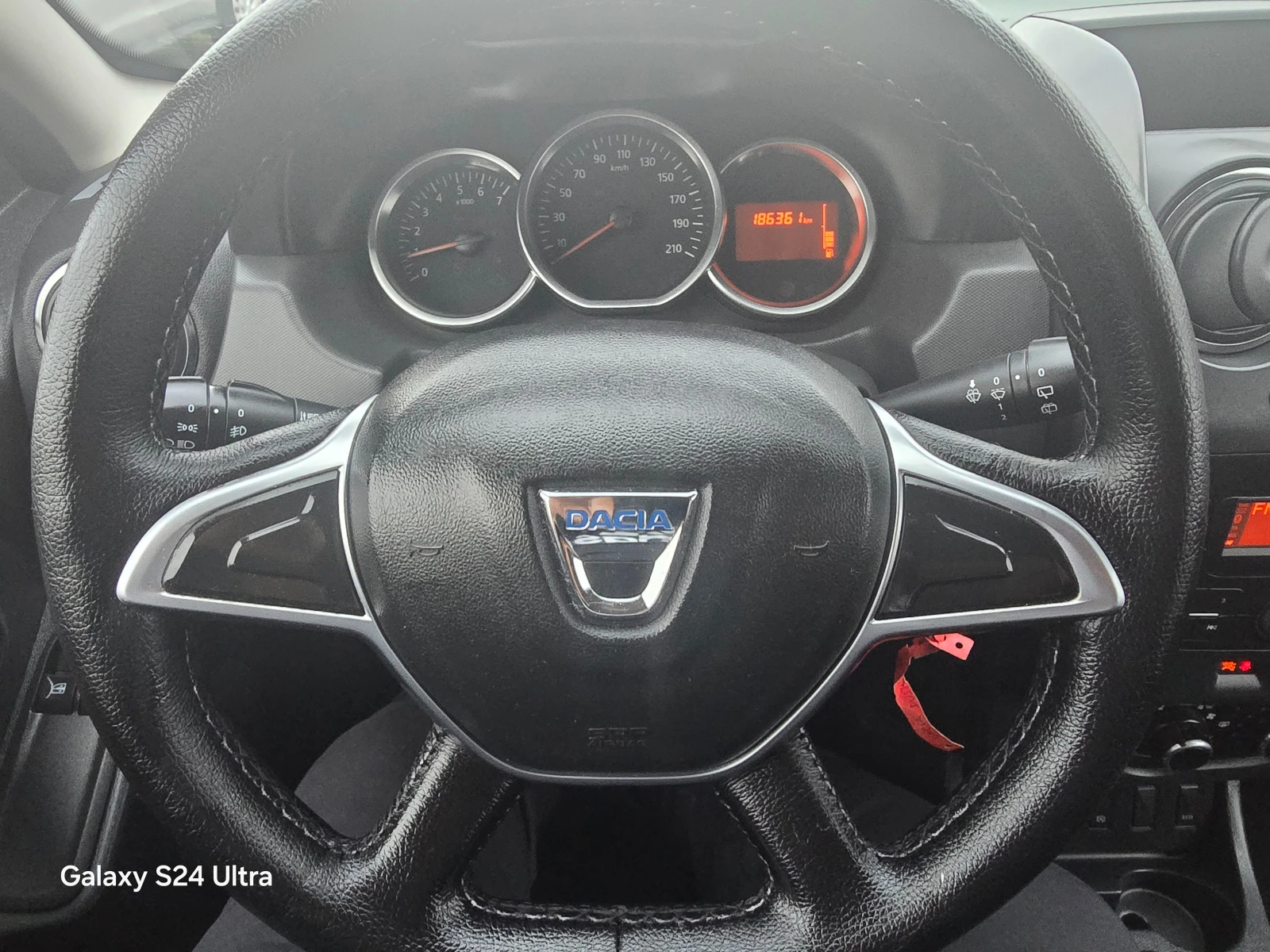 Dacia Duster 1.6i-115k.c, LPG, FACE, EURO6  | Mobile.bg   17