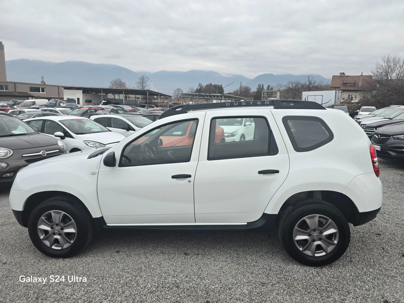 Dacia Duster 1.6i-115k.c, LPG, FACE, EURO6  - изображение 8