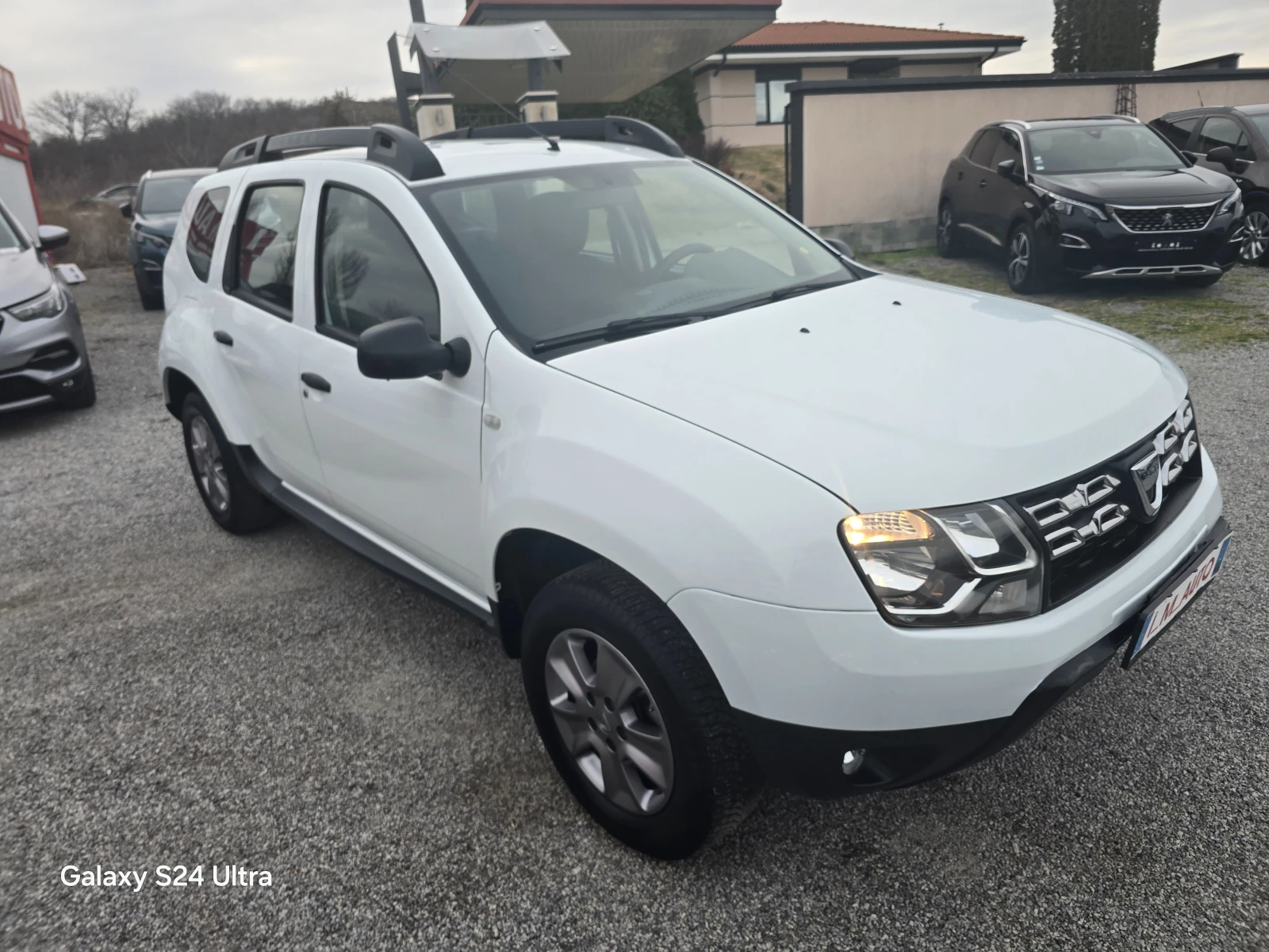 Dacia Duster 1.6i-115k.c, LPG, FACE, EURO6  - изображение 3