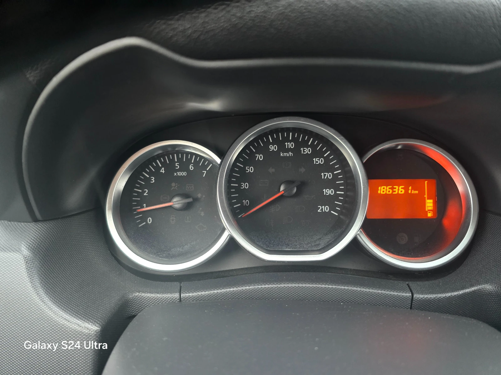 Dacia Duster 1.6i-115k.c, LPG, FACE, EURO6  | Mobile.bg   14