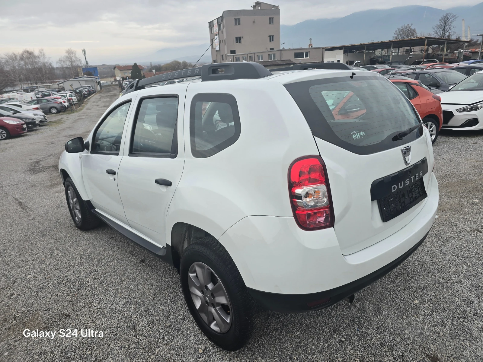 Dacia Duster 1.6i-115k.c, LPG, FACE, EURO6  - изображение 7