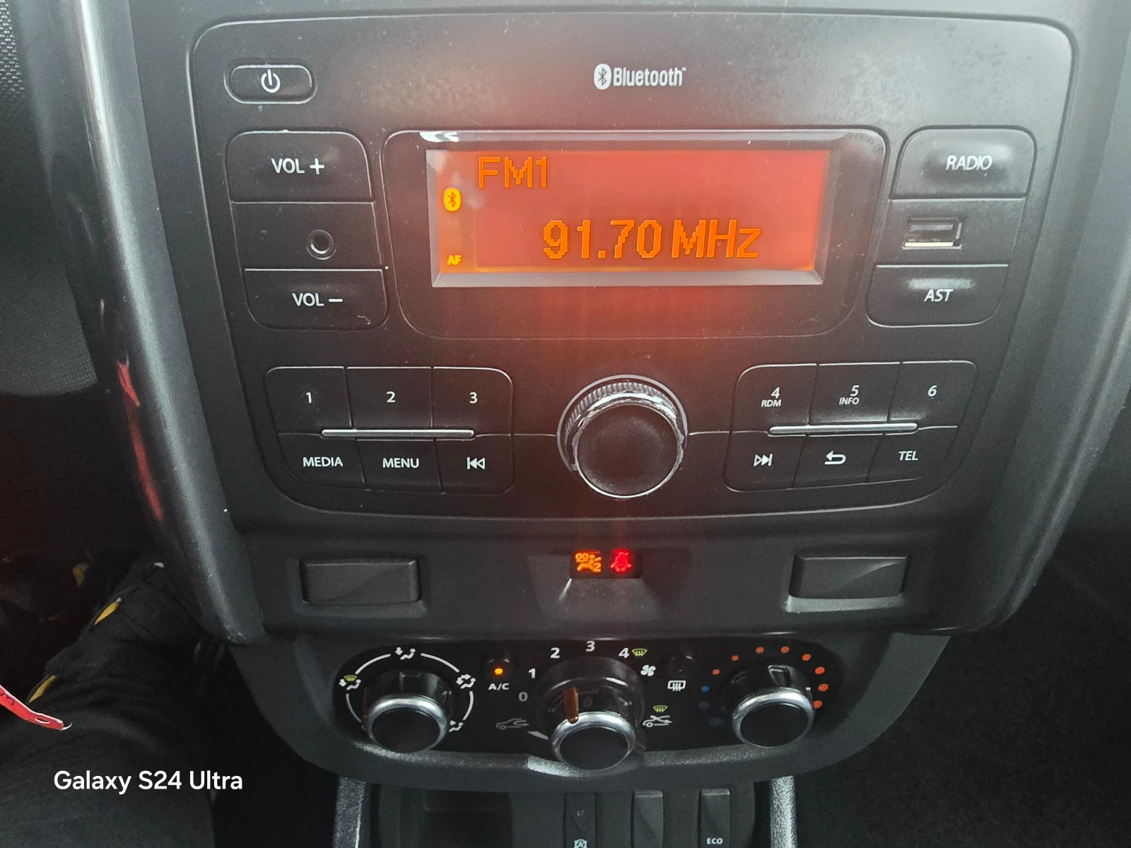 Dacia Duster 1.6i-115k.c, LPG, FACE, EURO6  | Mobile.bg   15