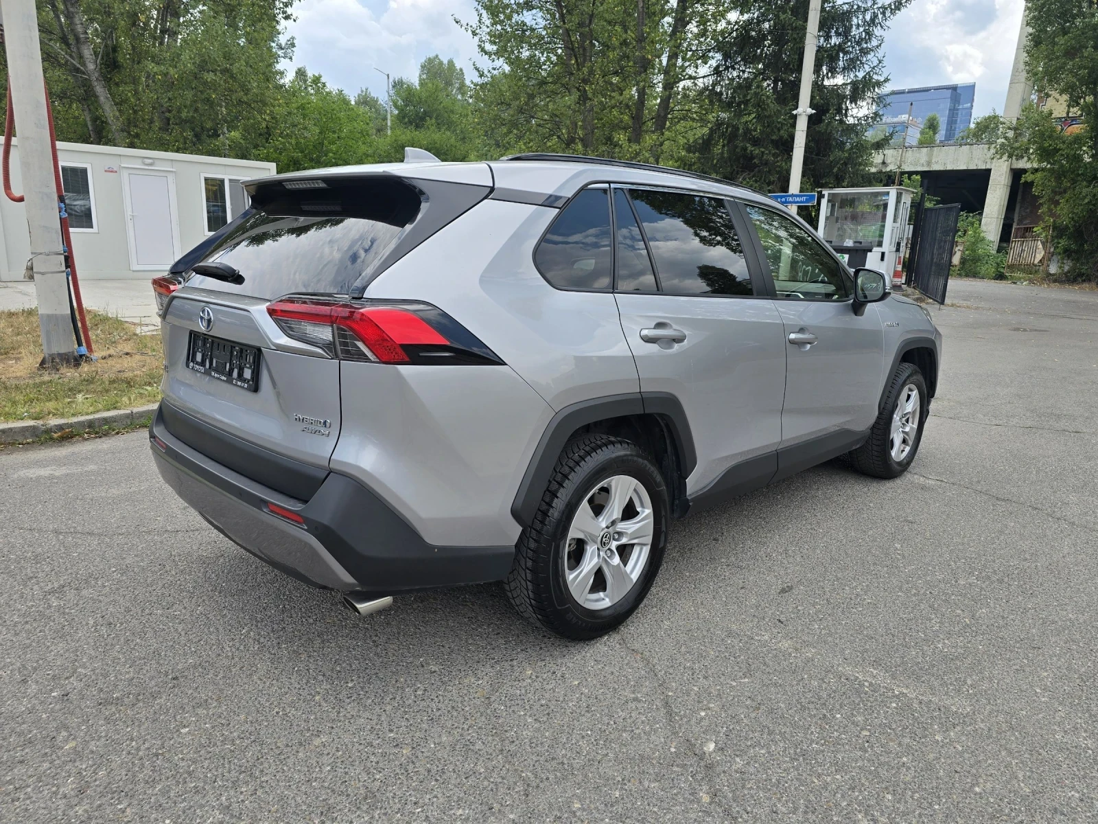 Toyota Rav4 2.5 HYBRID/4Х4/222KC/ГАРАНЦИЯ-2031 - изображение 4
