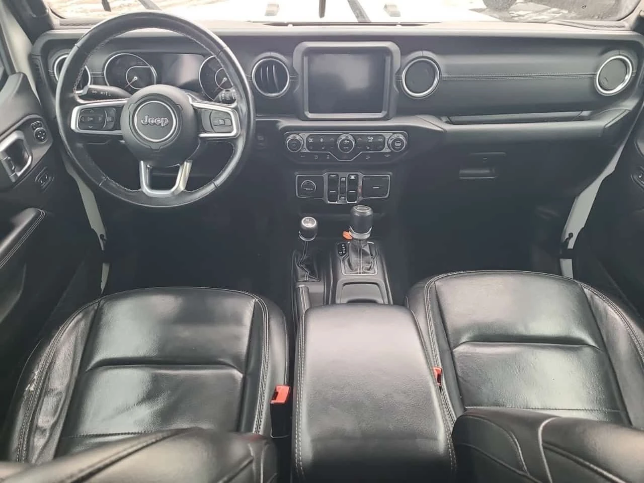 Jeep Wrangler SAHARA/CARFAX/Кожа/Нави/Подгрев/Кейлес - изображение 5