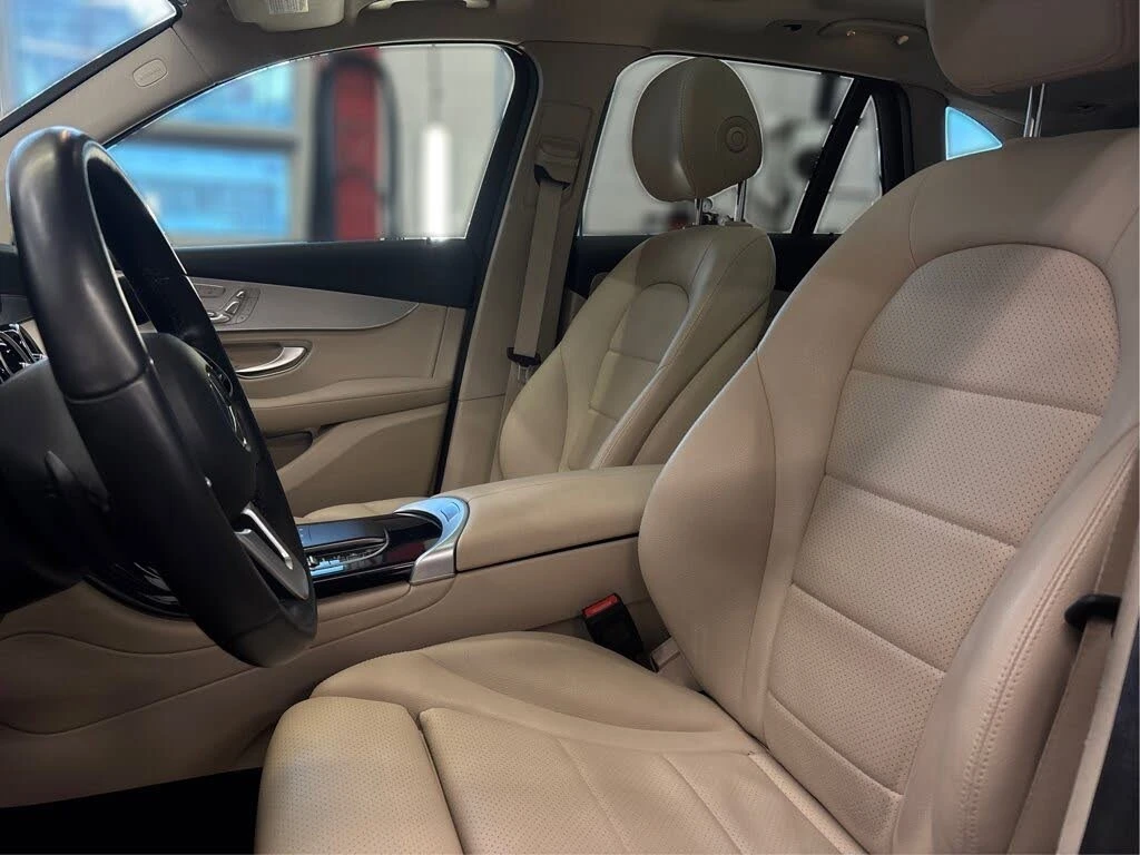 Mercedes-Benz GLC 300 4MATIC* АвтоКредит* (ЦЕНА ДО БГ)* , снимка 10 - Автомобили и джипове - 54005627