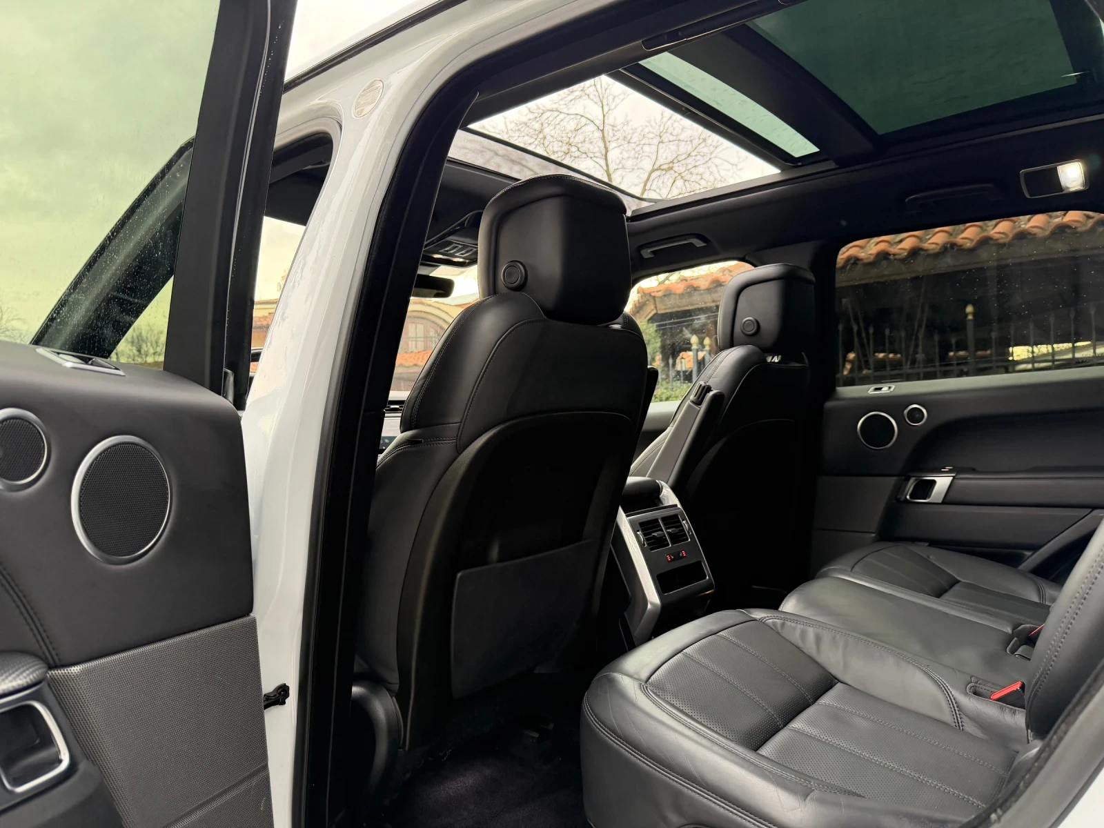 Land Rover Range Rover Sport Уникат!!98000км, снимка 13 - Автомобили и джипове - 54057259