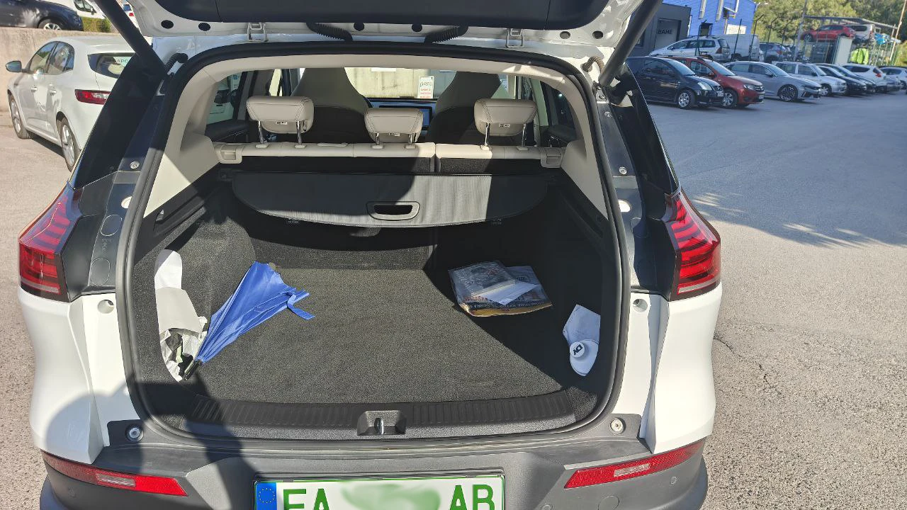 Други Друг U5, снимка 8 - Автомобили и джипове - 54072864