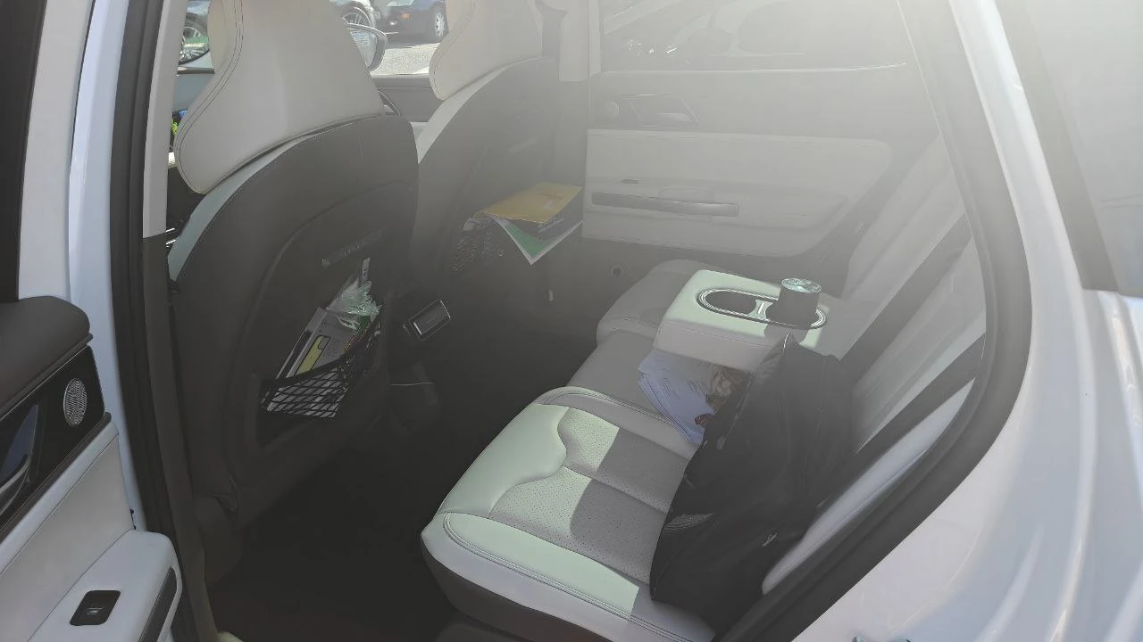 Други Друг U5, снимка 6 - Автомобили и джипове - 54072864